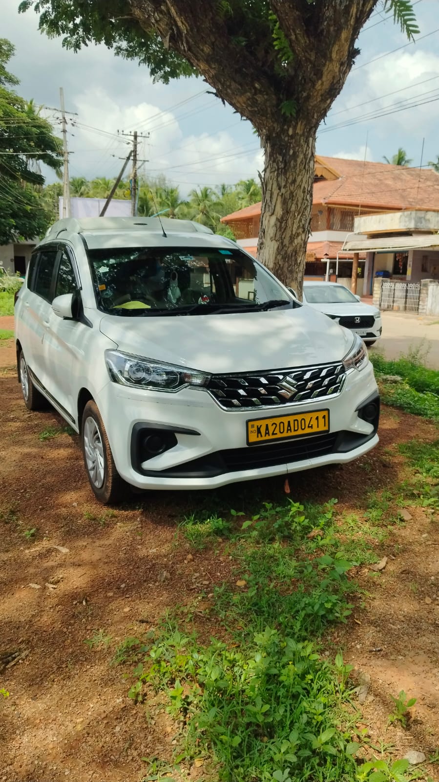 Maruti Suzuki Ertiga Front View